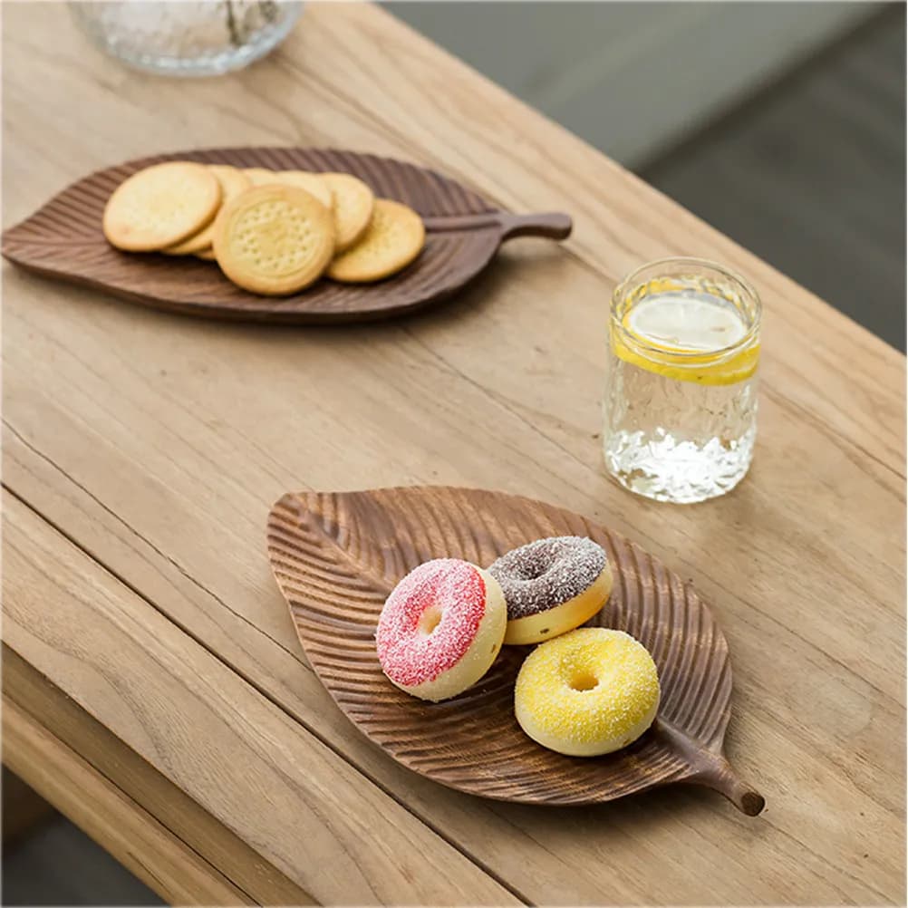 Piatto per Snack a Forma di Foglia in Legno Massello, Design Creativo, Vassoio per Servire Frutta, Frutta Secca, Dessert e Snack, Perfetto per Picnic