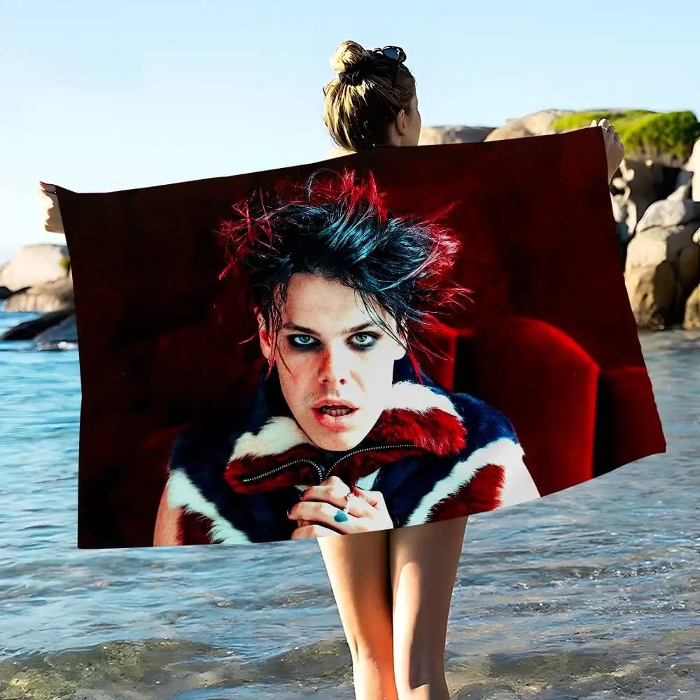Rock Singer Yungblud Big Microfiber Beach Towels Quick Dry Towel Sand Beach Towels Pool Towel for Travel Swim Pool Yoga