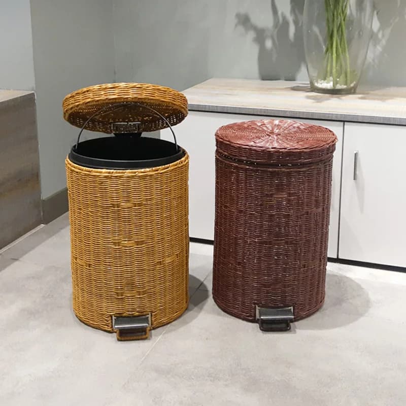 Pattumiera per la casa in rattan con coperchio Pattumiera a pedale in stile nordico Pattumiera minimalista per ufficio Cestino per carta da cucina Pattumiera per bagno