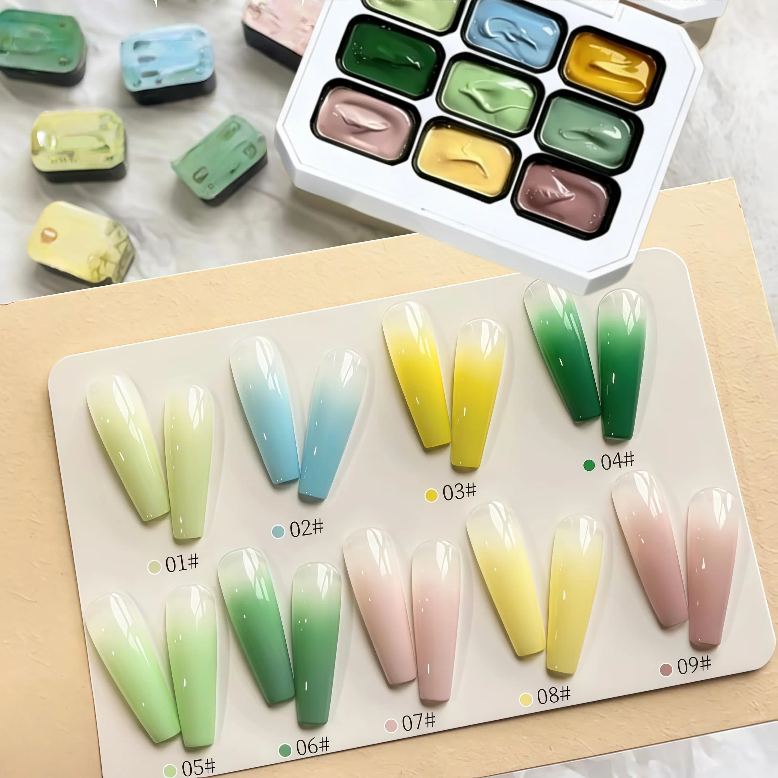 Smalto per unghie solido in 9 colori, rosso pasta di fagioli, verde chiaro, colla per pittura gialla, ad alta saturazione, utilizzato per nail art, popolare in estate.
