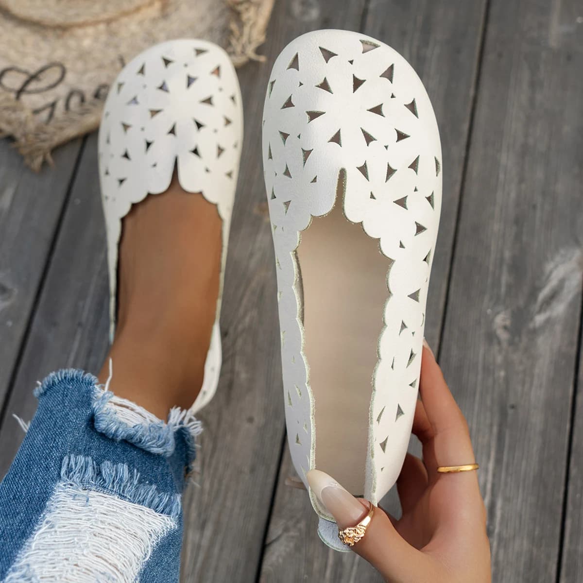 Mocassini piatti slip-on bassi con punta tonda, ritagliati, una scelta ideale per un versatile gita quotidiana