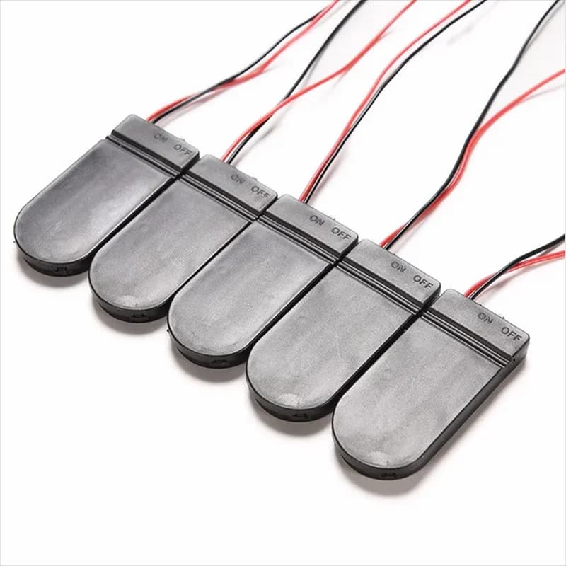 5 pcs/lot Keep 2x CR2032 Button Battery Button Storage Case Black Box 6 V Thread Lead ON/OFF