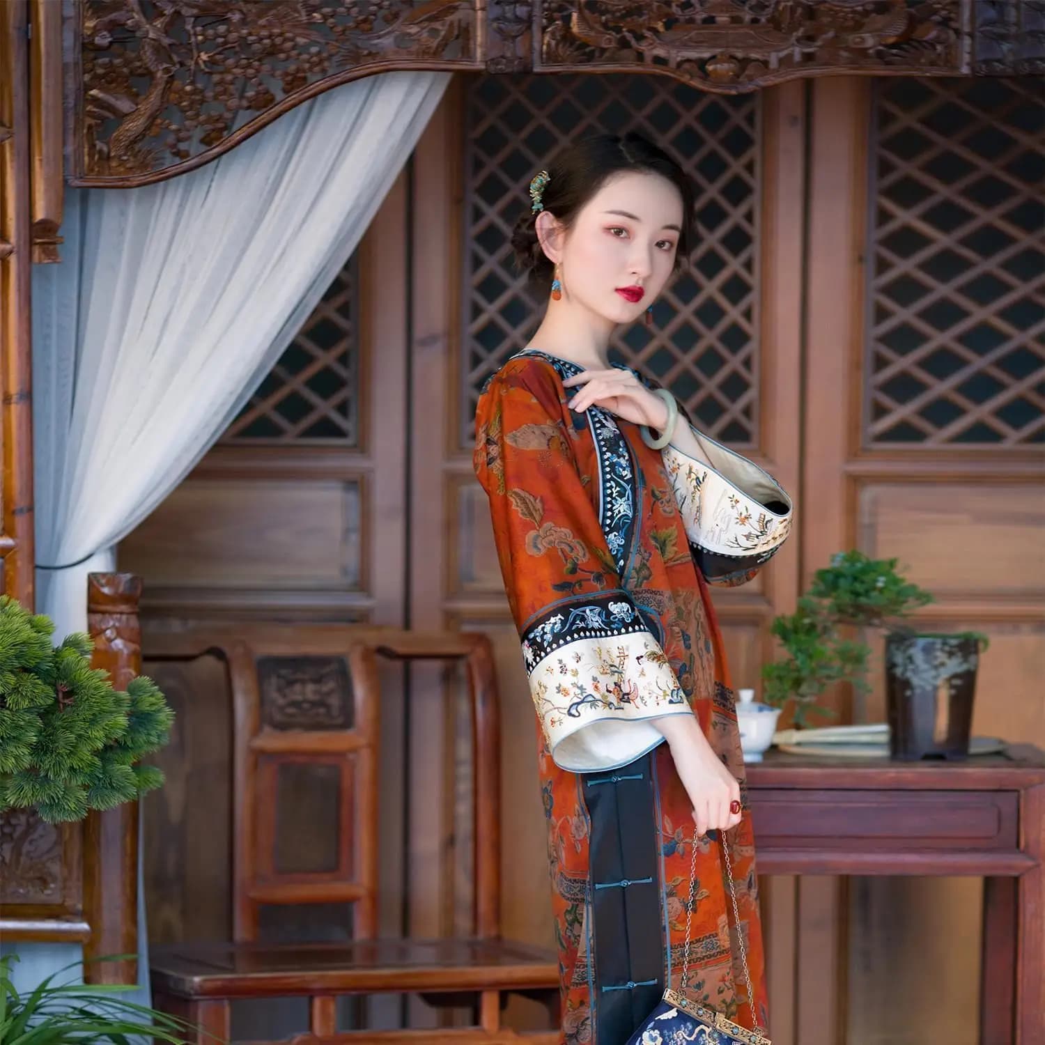 2023 autunno New Art Style Ruyi Flap stampato temperamento girocollo imitazione fragrante nuvola filato Qipao