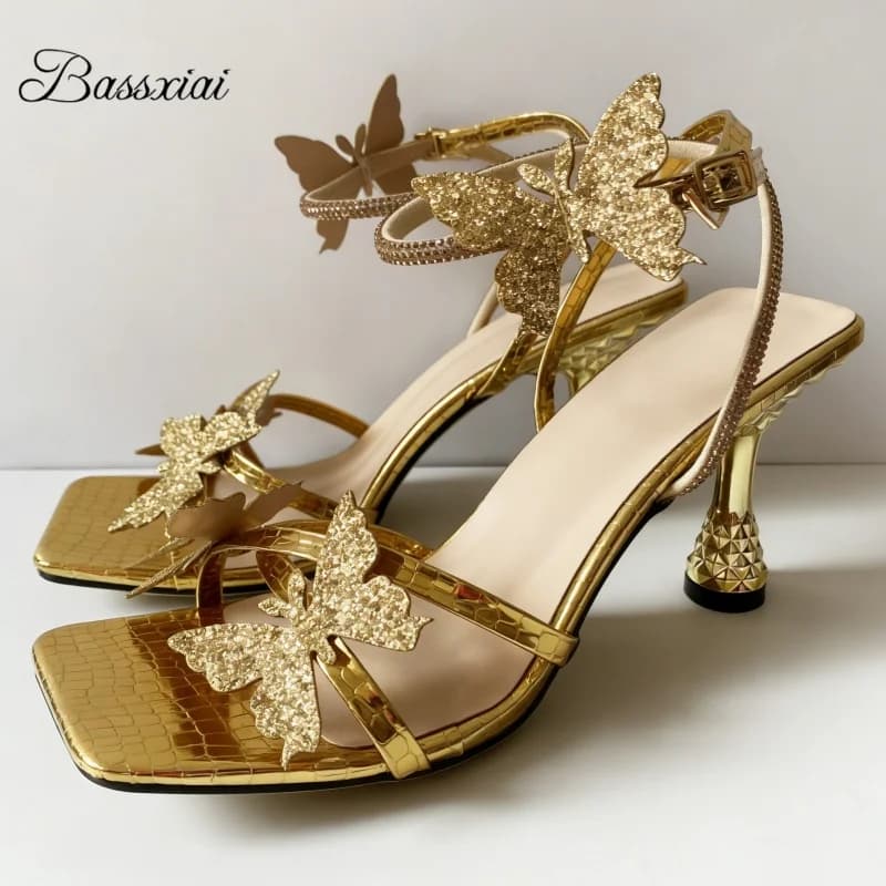 Sandali Moderni con Paillettes Vivaci a Forma di Farfalla e Fiore, Tacco Unico e Strano, Fascia Stretta Avvolgente alla Caviglia, Scarpe Estive da Donna