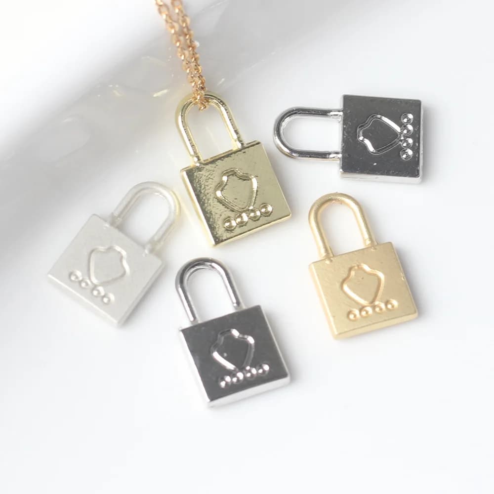 Pack of 10 pendants with simple pendants with zinc alloy shell pad for DIY necklaces and handcrafted accessories