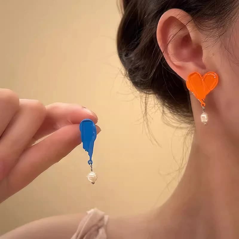Asymmetrical Pearl Drop Earrings French Retro Oil Painting Style Colorful Dangle Earrings Unique Romantic Fashion Jewelry