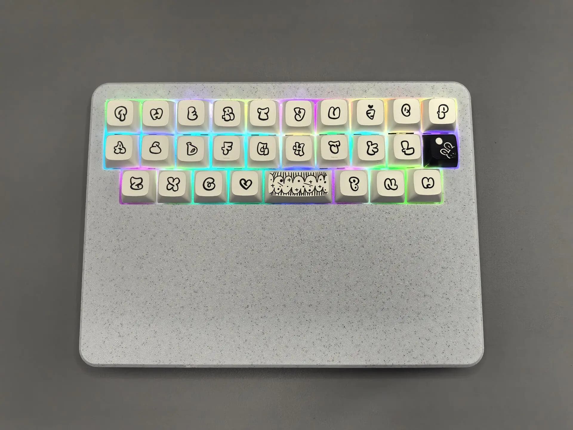 28 Keys Mini Keyboard Custom 30% Keypad Tri Mode wireless Bluetooth Machine Keyboard 2.4G Vial RGB TOP Gaming Accessory 3000mAh