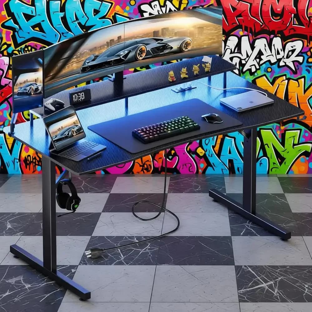 Scrivania da gioco illuminata a 55 LED con porte USB, supporto per monitor e tappetino per mouse per uso domestico in ufficio