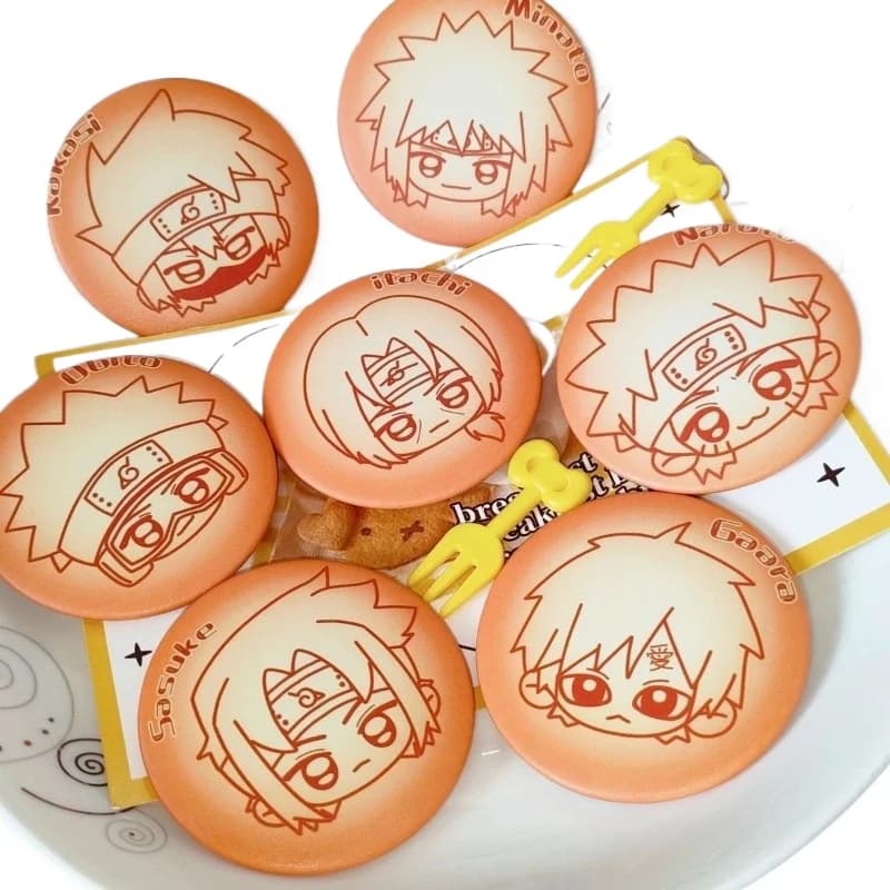 Naruto Anime Merchandise Cartoon Simpatico biscotto Distintivo Creativo Anime Coppia Unisex Pin Zaino Accessori per ciondoli Regalo all'ingrosso