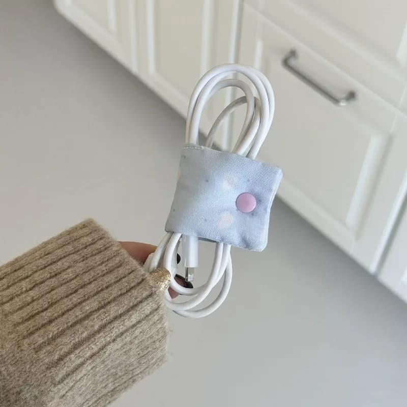 Organizzatore di Cavi in Tessuto a Cuore Piccolo Stile Ins per Ragazze, Avvolgicavo Portatile per Caricabatterie, Supporto per Cavi da Viaggio, Fascetta per Gestione Fili