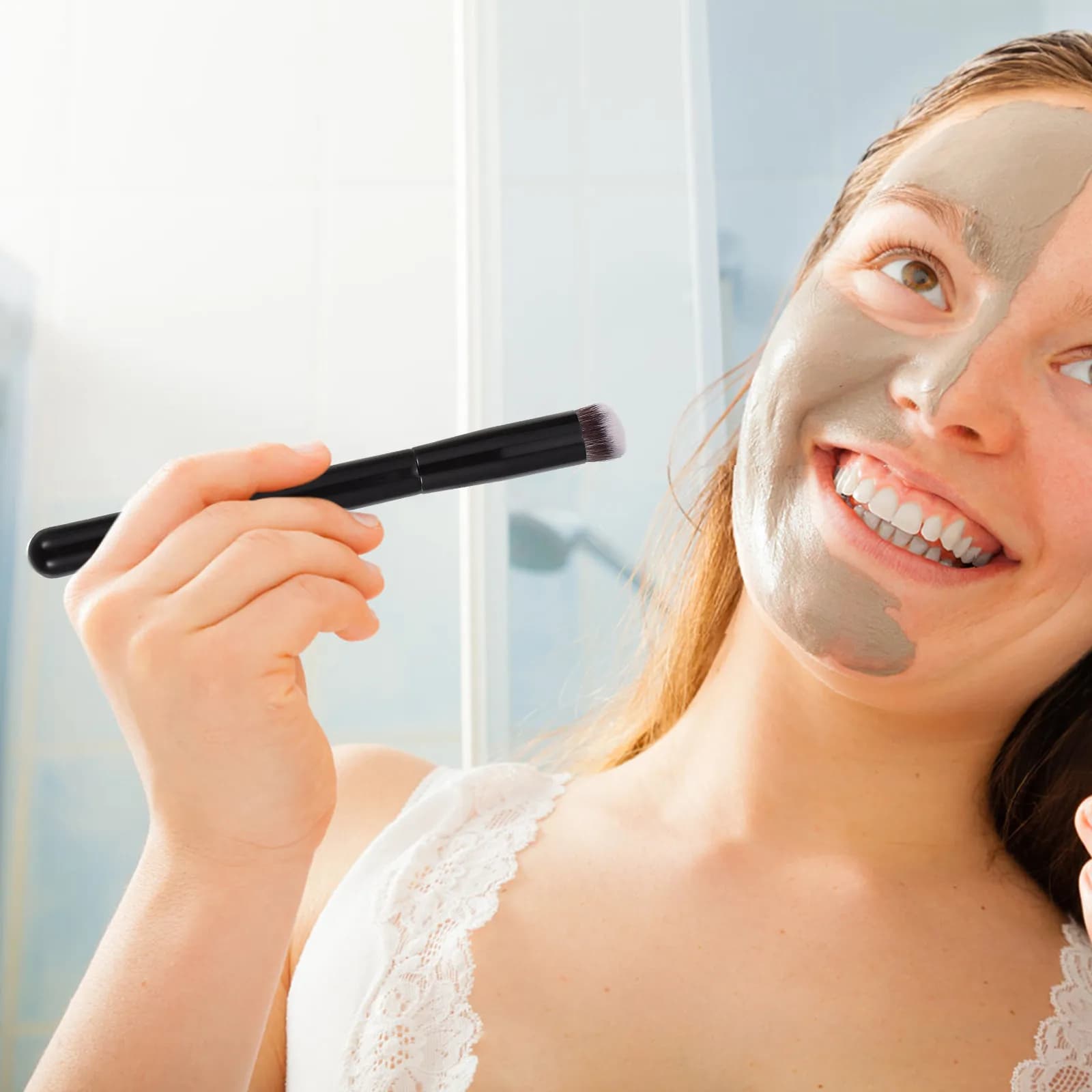 2 Pennelli per Blush a Doppio Strato in Fibra, Pennello per Trucco con Manico in Legno Verniciato Nero Chiaro, Materiale Morbido e Densamente Tessuto, Facile da Pulire