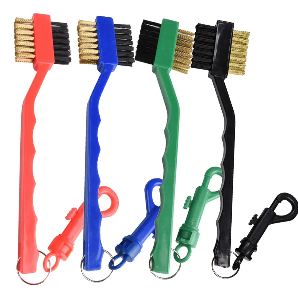 Spazzola per la pulizia del golf Gancio portatile dal design bifacciale Pulizia del club portatile leggero a due teste Accessori per la pulizia del golf