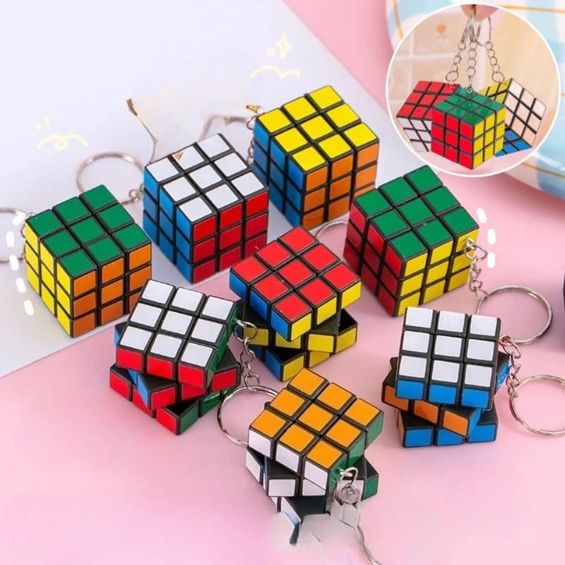 Mini Cubo Magico 3x3 Portachiavi, Giocattolo Antistress Estetico, Puzzle Tascabile per Bambini, Regalo per Sacchetti Regalo e Riempimento Sacchetti Natalizi