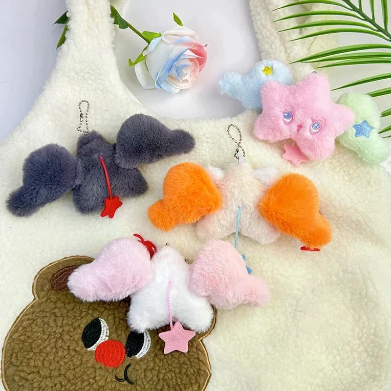 Cartoon Fashion Wings Star Portachiavi con ciondolo Bambola carina Ciondolo in peluche Creativo Kawaii Borsa da scuola Decorazione Accessori Regali
