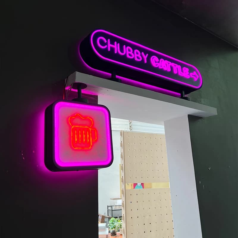 Insegna Pubblicitaria Laterale al Neon Personalizzata in Acciaio Inossidabile per Esterni con Logo Pubblicitario
