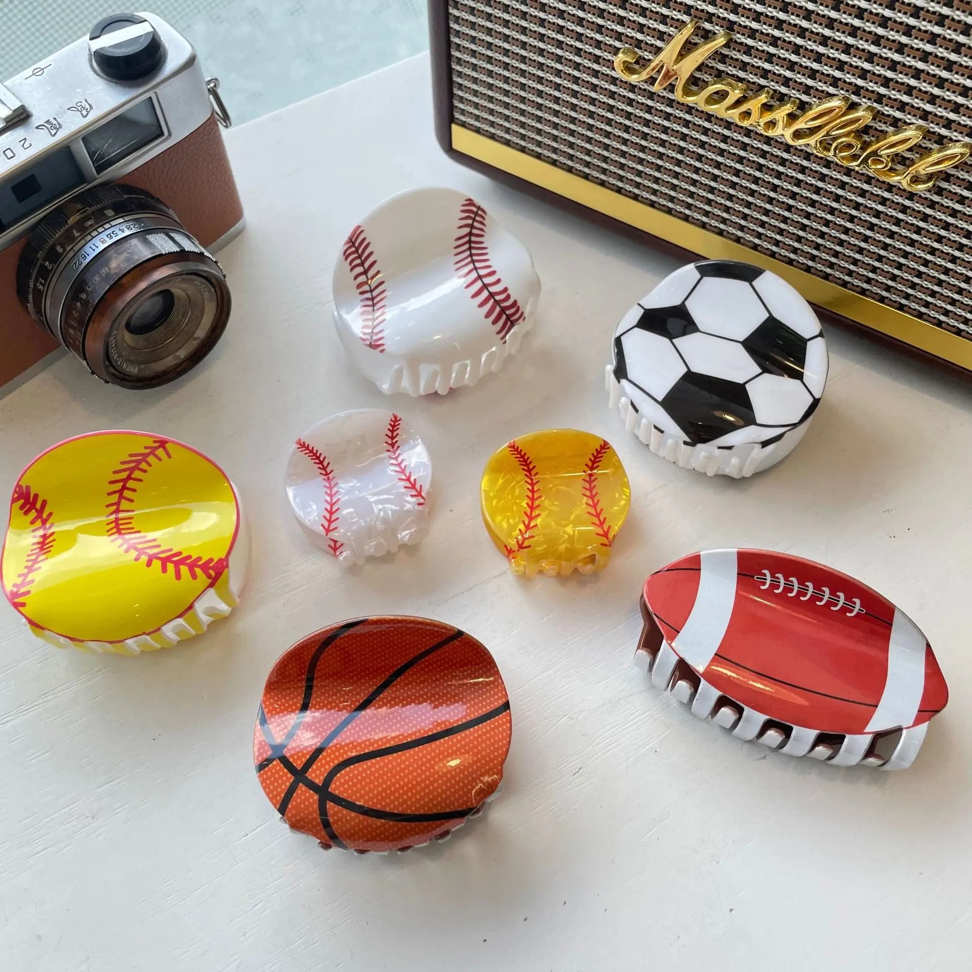 New clip to grab the custom sports back head in basketball style, tennis, volleyball, rugby