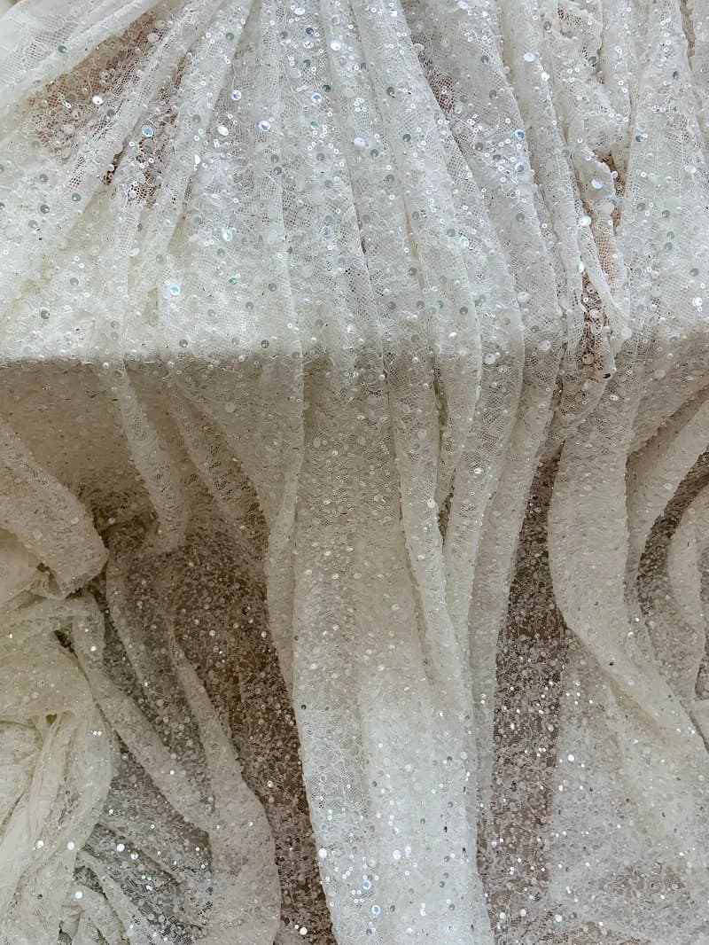 1 meter of dirty white pearls and sequins in Chantilly lace fabric with gauze tulle flower beads for wedding dress, dance dress