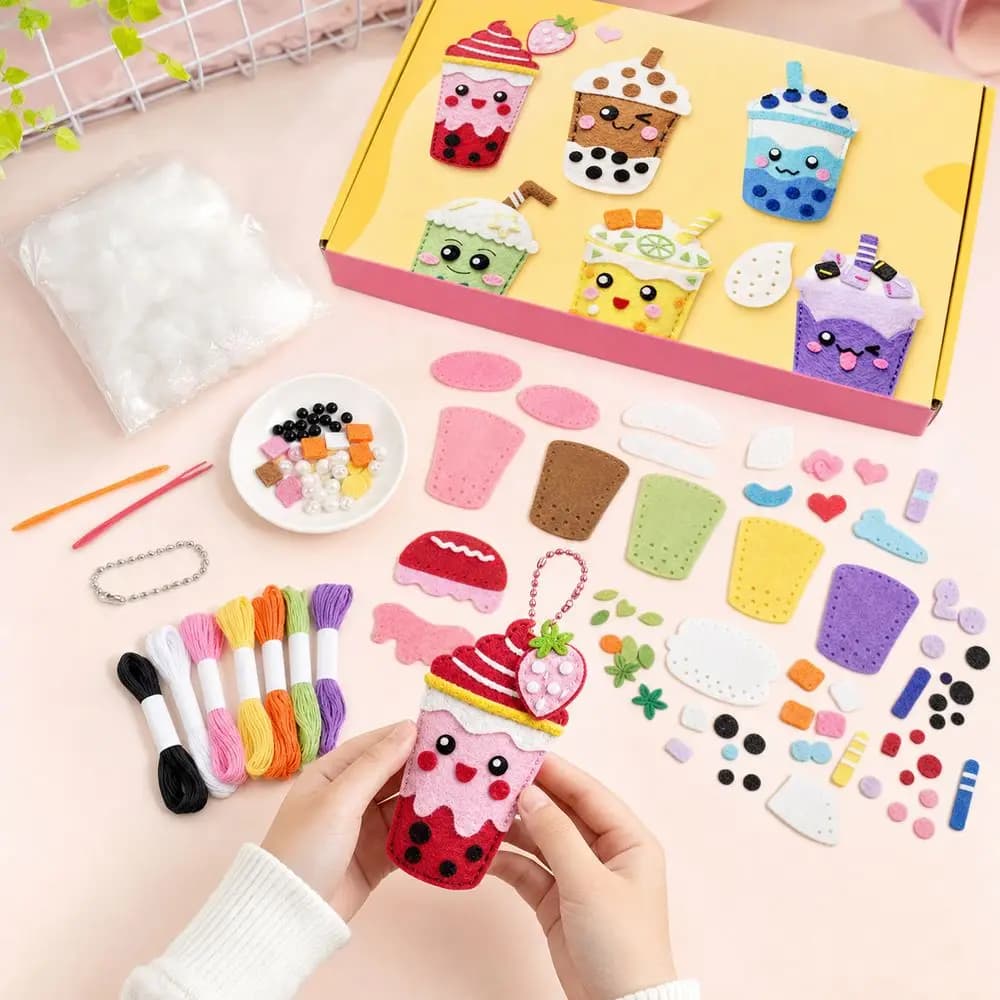 New Nonwoven Felt Felt Craft Set Cartoon Pattern Pre-Punched Pieces Felt Ornament Kit Hanging Chain Sewing Craft Sewing Kit