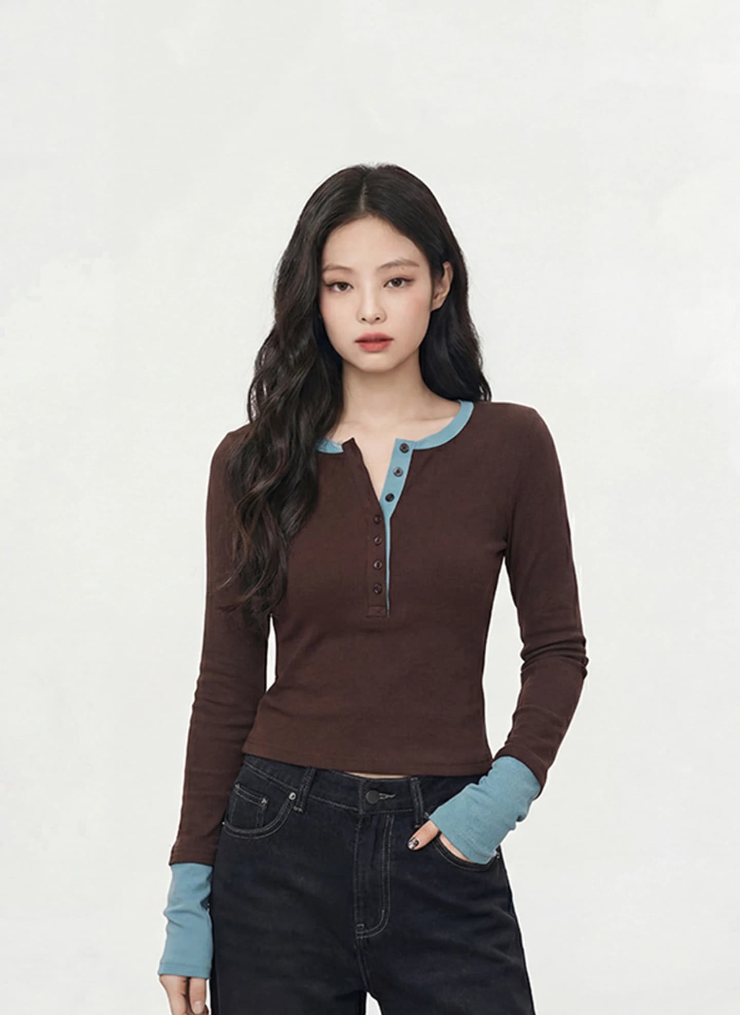 Color Blocking Splicing Fake Two-Piece T-Shirt For Women Spring Autumn Waist Cinched Round Neck Long Sleeved Base Top 2026