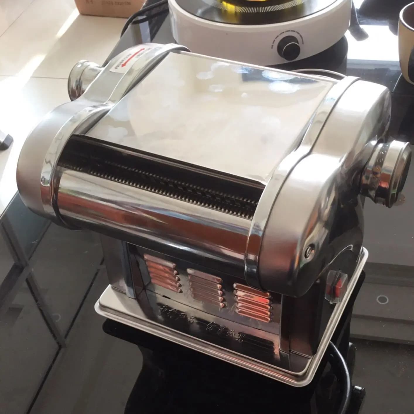 Macchina Elettrica per Pressare la Pasta in Acciaio Inox, Multifunzione per Preparare e Arrotolare la Pasta