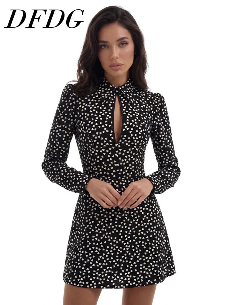 DFDG Abito da Donna Primaverile Estivo con Colletto Rialzato e Stampa Cuore, Vestito Aderente Casual Streetwear 2026, Abito Femminile di Tendenza alla Moda