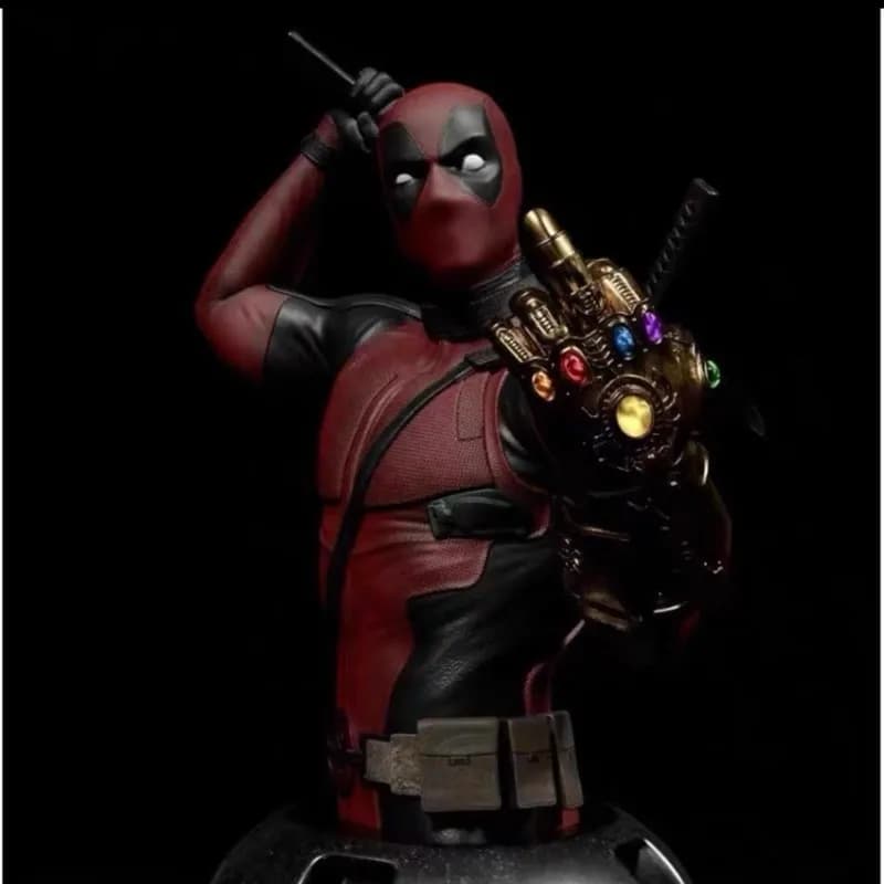 Deadpool Resin Bust with Marvel Infinite Glove, Action Figure Collection, Movies Marvel Fan Desk Ornament, Trendy Toy
