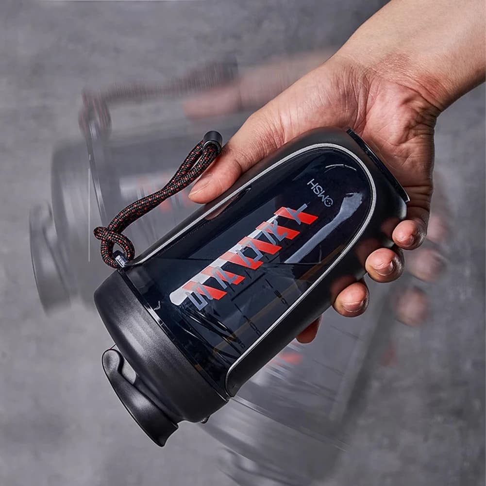 590ml Sports Shaker Bottles with Mixing Sick, Drinking Bottle, Mixing Bottle for Proteins in Stackable Powder for Internal and External Use