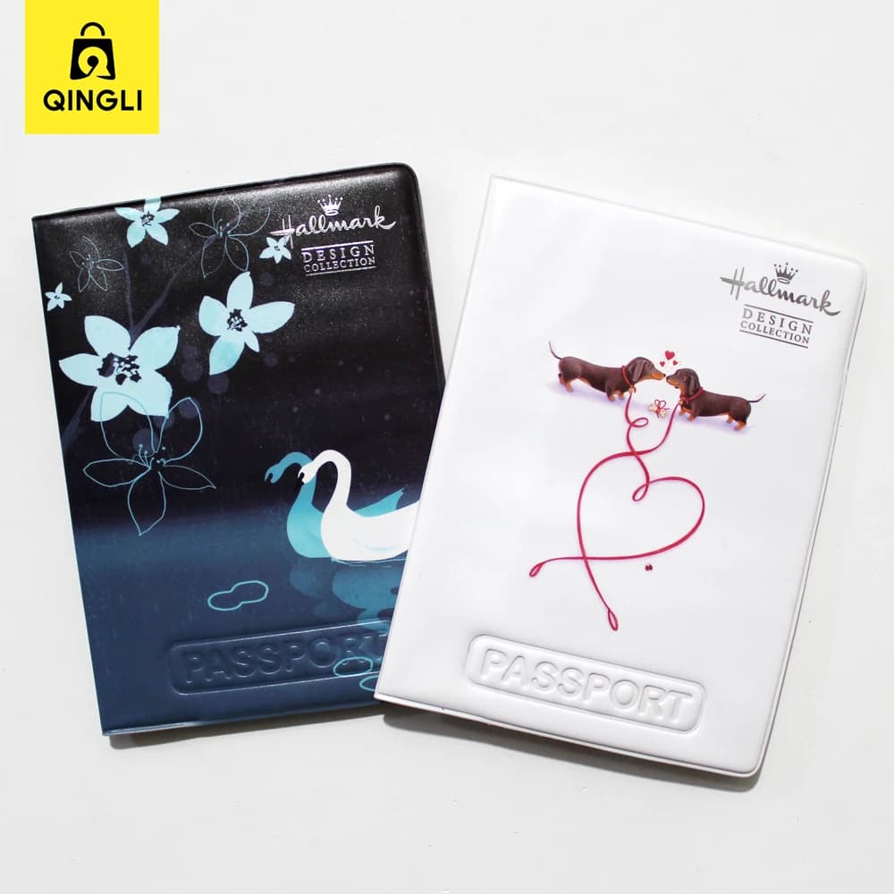 Nuova custodia per passaporto in morbida pelle Cartoon Swan Dog Portafoglio per passaporto da viaggio Porta carte di credito bancarie Custodia per passaporto essenziale da viaggio