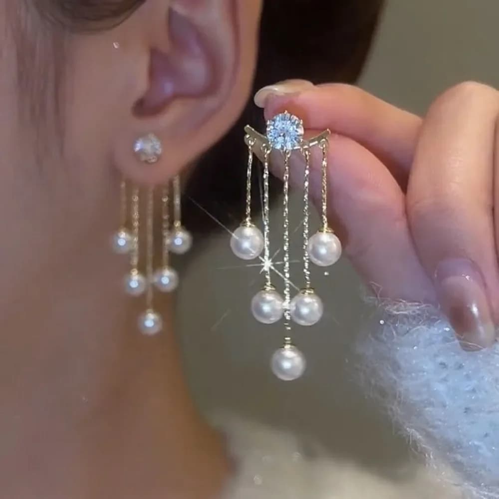 Orecchini Lunghi con Perle Finte e Nappine, Gioielli da Donna alla Moda - Orecchini Pendenti con Perle Personalizzati
