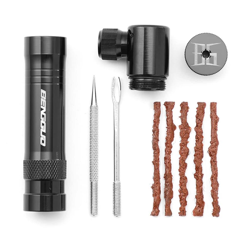 Pompa per bicicletta CO2 con strumento di riparazione pneumatici tubeless, valvola Schrader e valvola standard, gonfiatore portatile in lega di alluminio per MTB e bici da strada