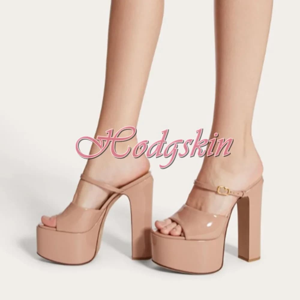 Suola spessa sandali in pelle lucida Open Toe piattaforma alta tacchi alti grossi fibbie solide cinturini sandali donna scarpe eleganti Design