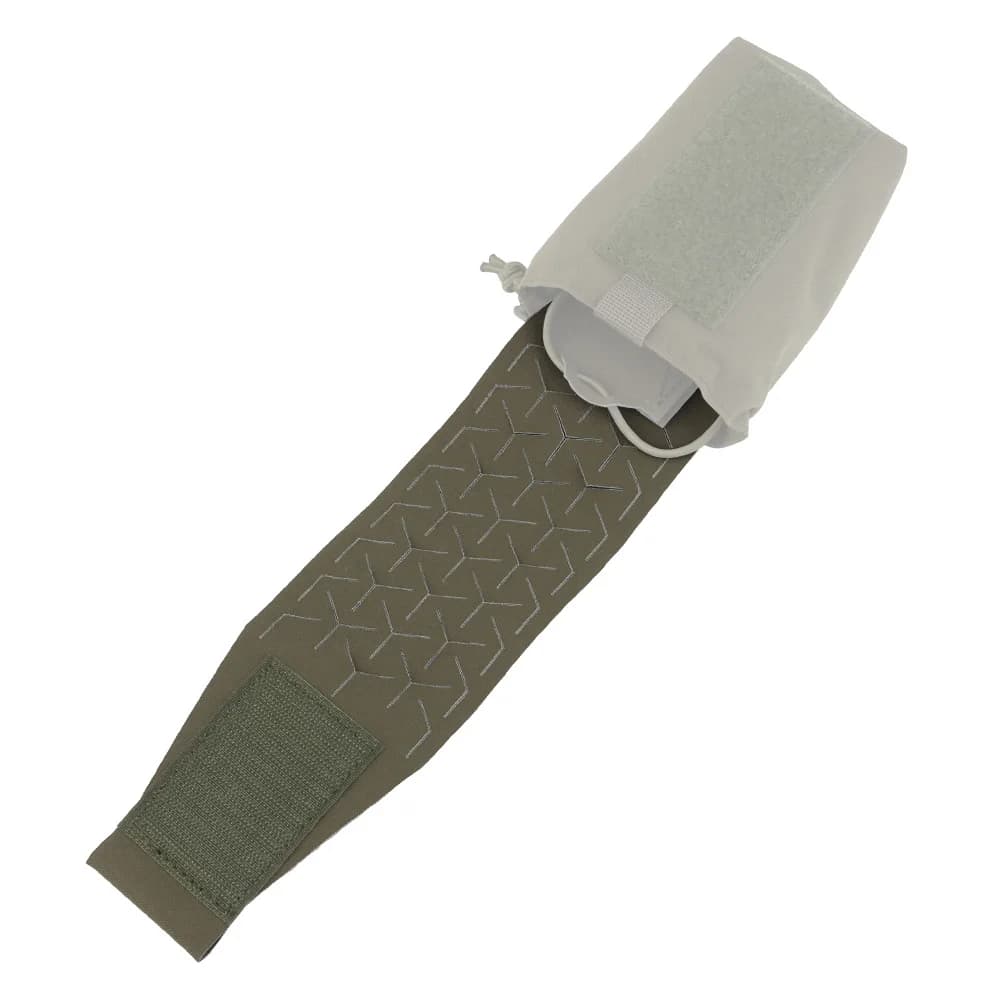 Laser cut patterned chest strap, with fixed clamshell, with Velcro, compatible with MOLLE system, suitable for outdoors