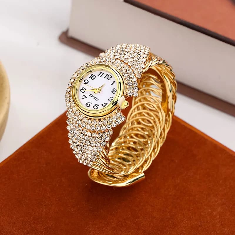 New Luxury Diamonds Watches for Women Metal Quartz Wrist Watch With Rhinestone Fashion Elegant Women's Watch Women's Montre Femme