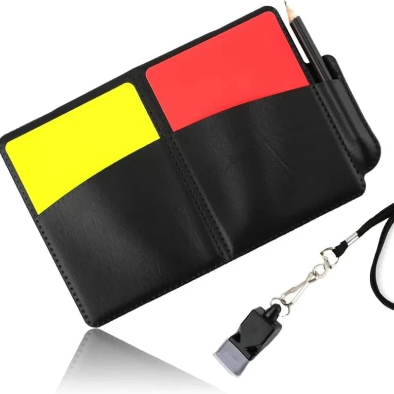 Set di carte per arbitro, segnapunti, fischietto, matita, arbitro di calcio, carte di avvertimento rosse e gialle per giochi sportivi di calcio