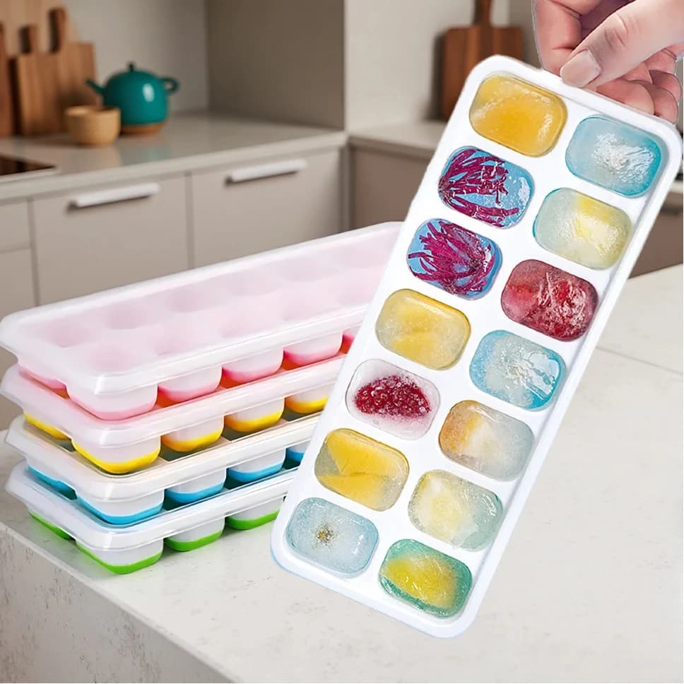 4 vassoi per cubetti di ghiaccio con coperchio stampi per cubetti di ghiaccio in silicone per congelatore regali fatti in casa per cocktail party fai da te colore casuale