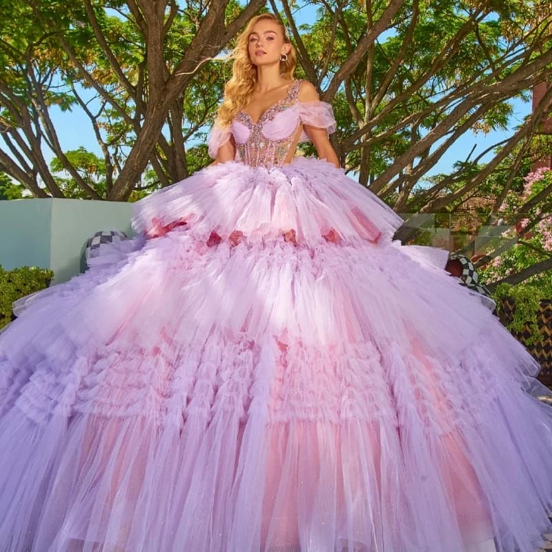 Abiti Quinceanera rosa con spalle scoperte Applique che borda cristallo a strati tull festa di compleanno dolce 16 abiti abiti 15 Anos