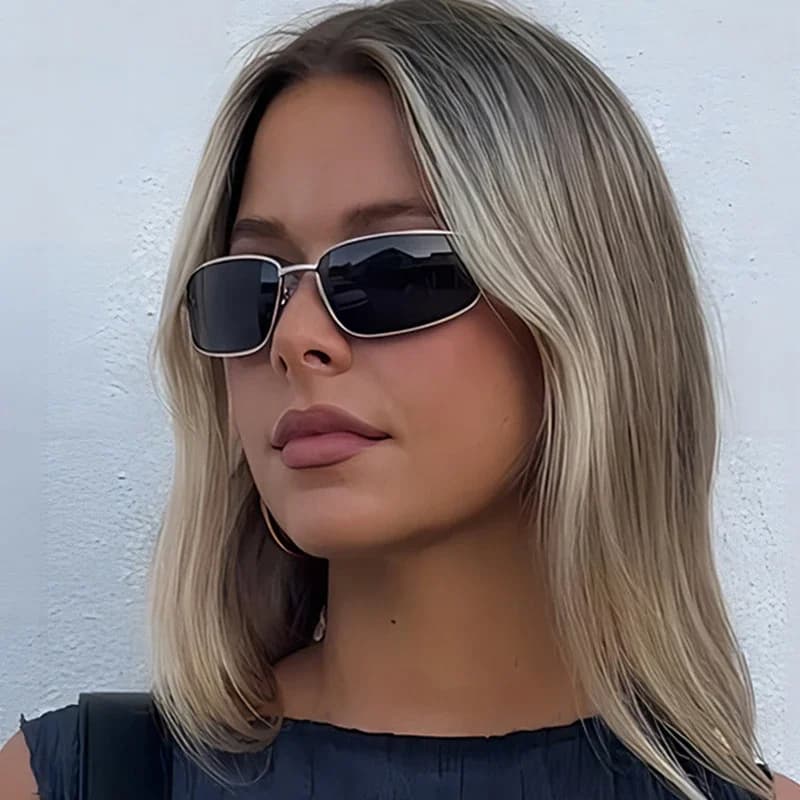 Occhiali da sole da donna Y2K con lenti sfumate, eleganti occhiali da sole per esterni, design di lusso alla moda, montatura in metallo, occhiali protettivi