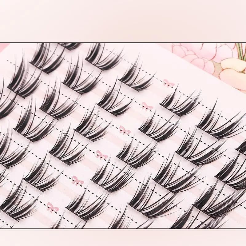 Nuove Ciglia Finte a 10 File, 8-13mm, Ciglia a Ciuffetti Naturali Stile Anime, Extension Ciglia per Trucco