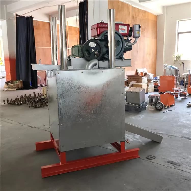 Thermoplastic equipment for road marking with 300 kg/600 kg/800 kg/1,2 tonnes