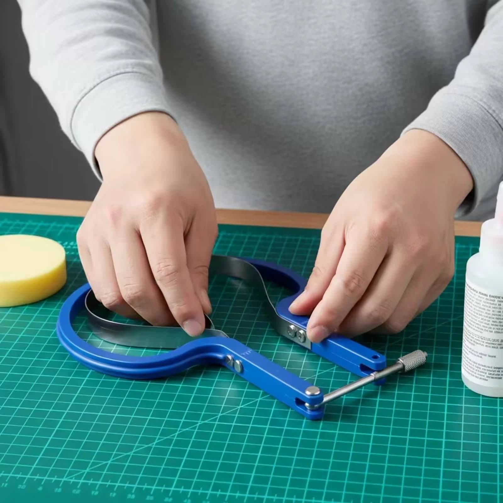 Table Tennis Racket Rubber Cutting Tool Handheld Table Tennis Rubber Cutter Compact Clean for Sports Shop, Home Workshop