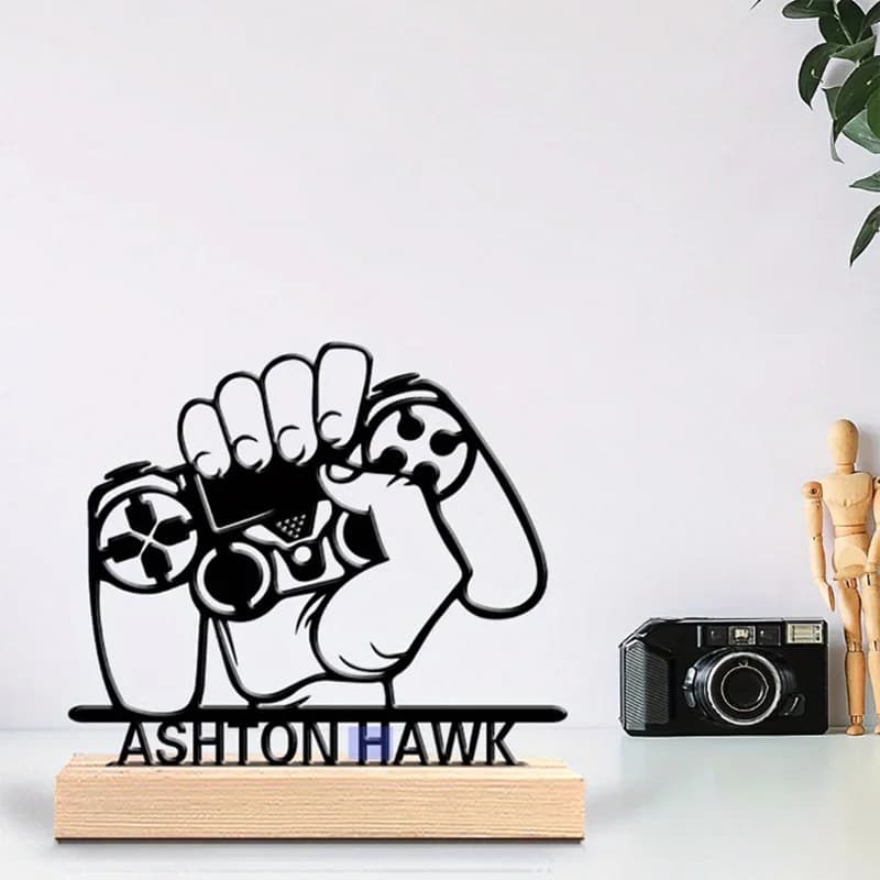 1pc Metal Art Desktop Decoration Custom Content Equipped with Wooden Base New Home Gift for Friends,Decorative Ornaments