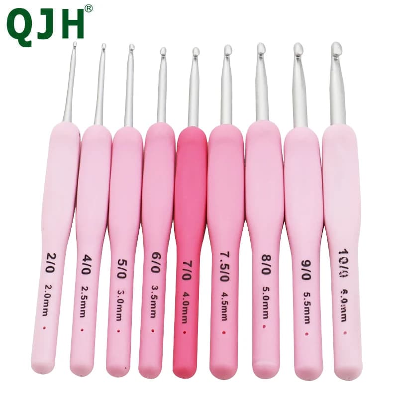 9pcs Crochet Hooks Set with Silicone Handles Aluminum Knitting Needles DIY Handmade Hook Head for Sweater Blanket Weaving