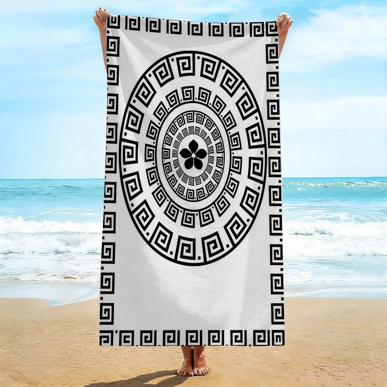 Telo Mare Oversize con Motivo a Chiave Greca, Morbido in Microfibra ad Asciugatura Rapida, Stampa Meander Bianco e Nero, Grande Coperta da Spiaggia e Piscina per Viaggi