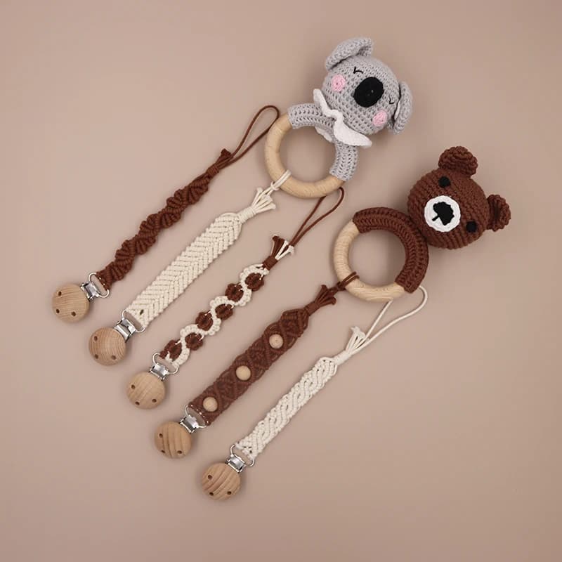 Macrame Catena per ciuccio per bambini Freccia intrecciata a mano Panno di cotone Clip per ciuccio fittizio in legno fatto a mano per massaggiagengive infermieristico