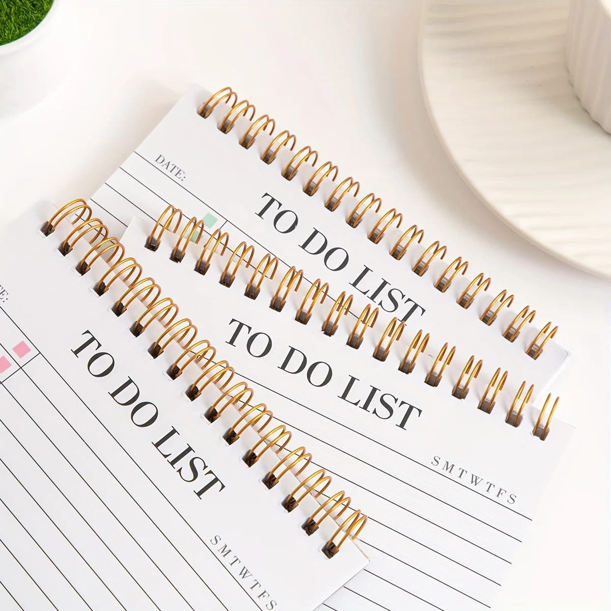 Blocco note per la lista delle cose da fare, agenda giornaliera senza data con blocco note per la lista delle cose da fare, blocco note con copertina a spirale per la lista delle cose da fare