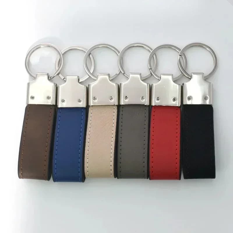 Leather keyring with custom logo for men and women Custom vintage keyring with laser engraving Keychain with name of the hotel company empty