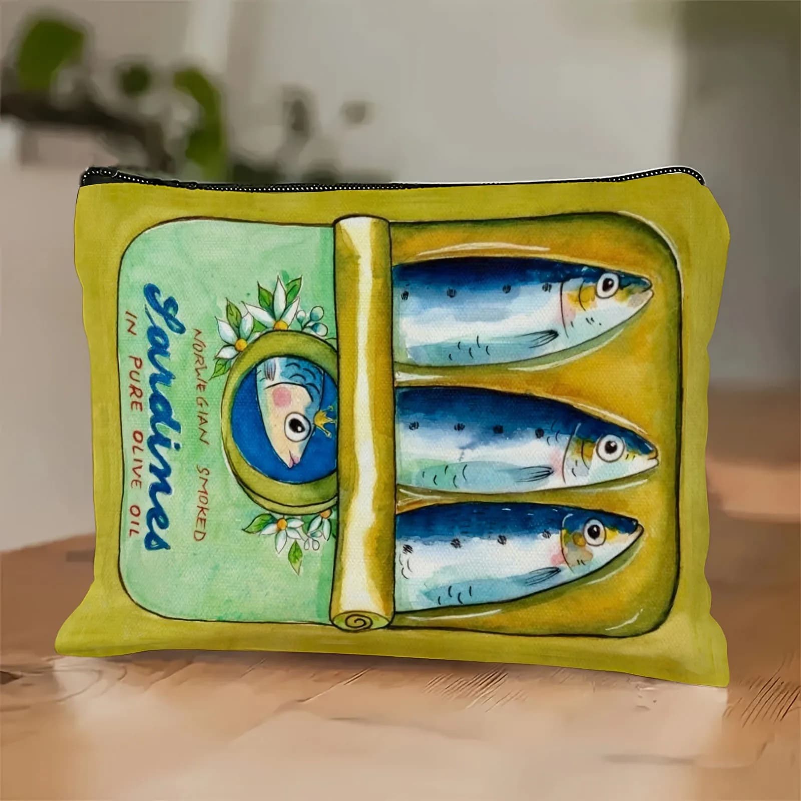 Makeup bag with yellow base and blue sardine pattern - 1 piece - Multifunctional pochette with zipper for woman, perfect travel bag with zipper, fun birthday gift