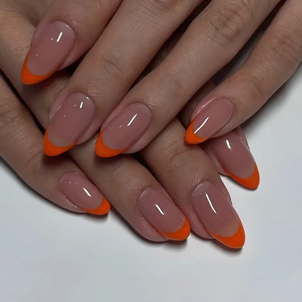 Nuovo Set 2026 Semplice da 24 Pezzi per Manicure Francese Nude Marrone-Arancio - Nail Art Elegante, Giocosa e Vibrante