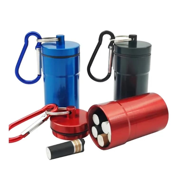 1 pz posacenere per sigarette antivento con portachiavi posacenere posacenere tascabile portatile esterno con coperchio supporto per tubo di stoccaggio in alluminio