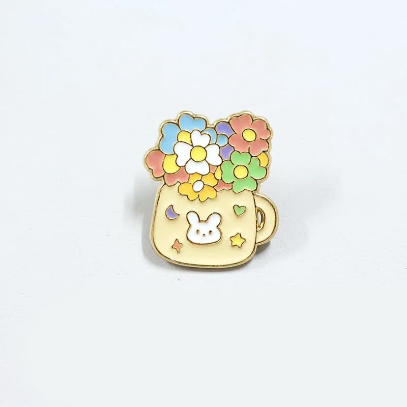Spille decorative con fiori di cartone animato Kawaii, bellissime mini spille floreali in metallo, accessori per borse per abbigliamento